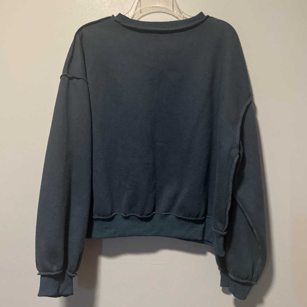 Cropped Crewneck Sweatshirt in Teal - Picture 2 of 6